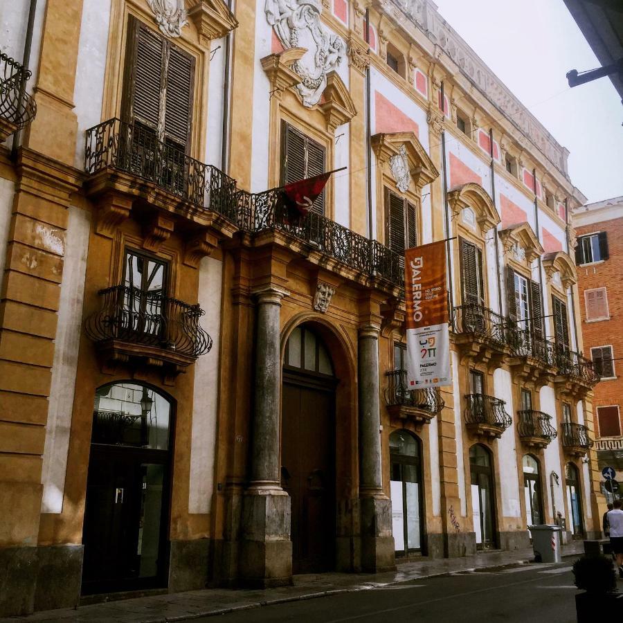 Ai Tre Mercati Palermo Exterior photo